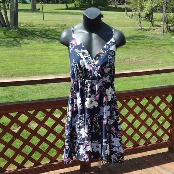 Maurices Navy Blue Sundress with Floral Print and Strappy Back Size Large - Picture 2 of 11